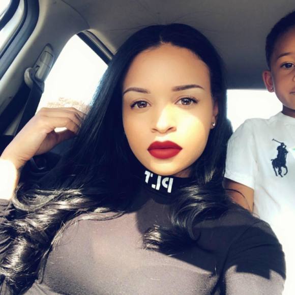 Meet your Posher, Jayde - Picture 1 of 1